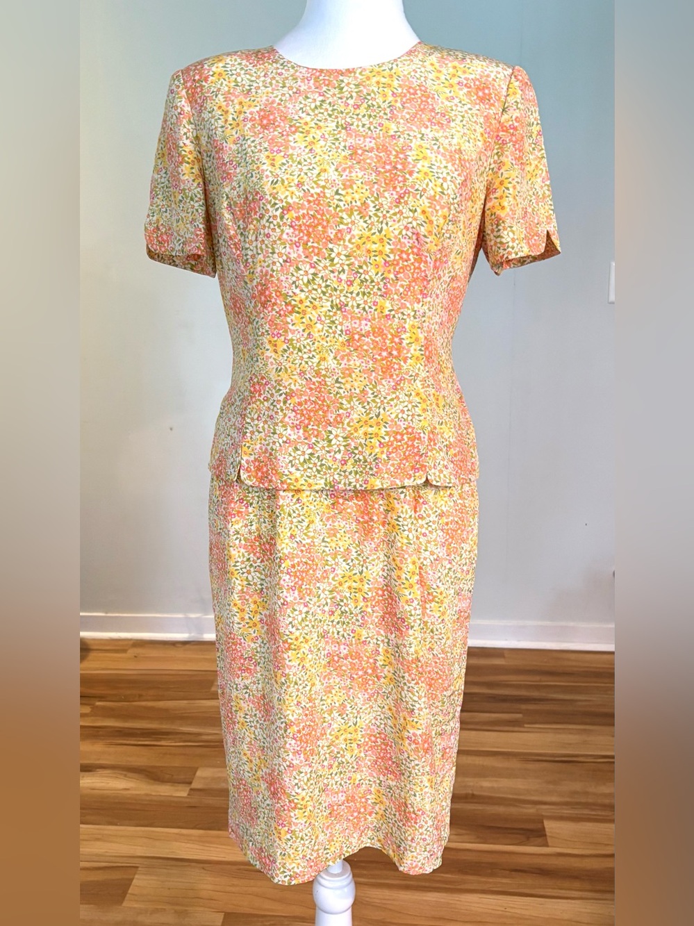 Vintage 90’s Maggie London Floral Silk Midi Dress, Size 8 Petite